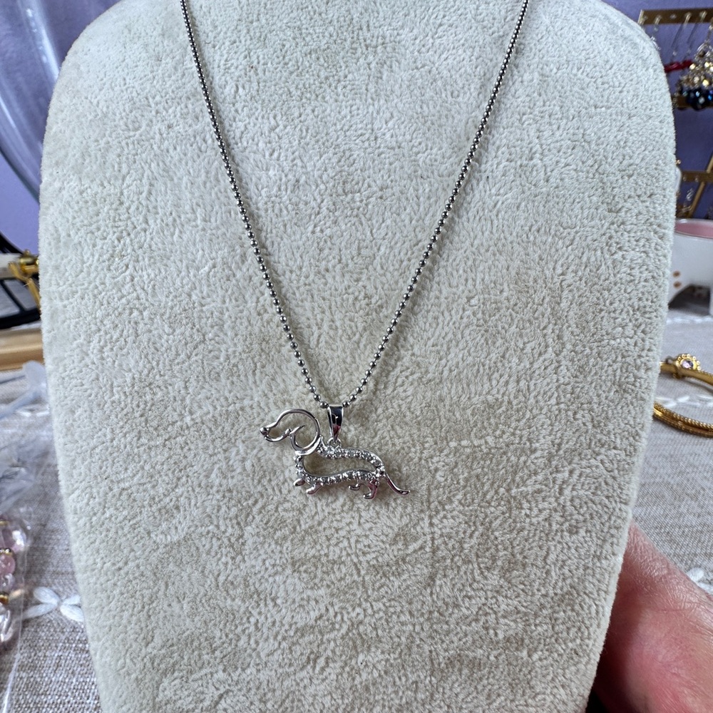 925 Diamond Silver Dachshund Pendant Necklace - Picture 6 of 9